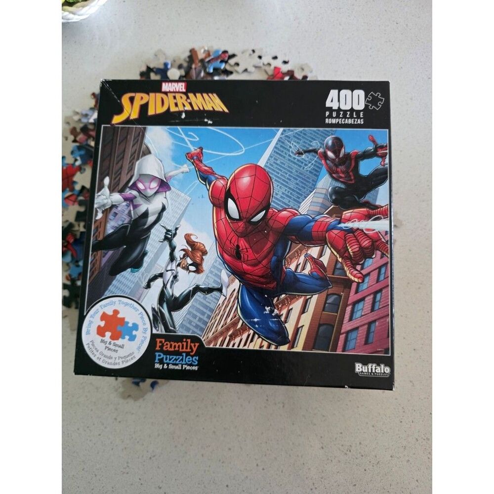 Marvel Spider-Man 400-Piece Puzzle - Red & Blue 396 Pieces 4 Pieces Missing